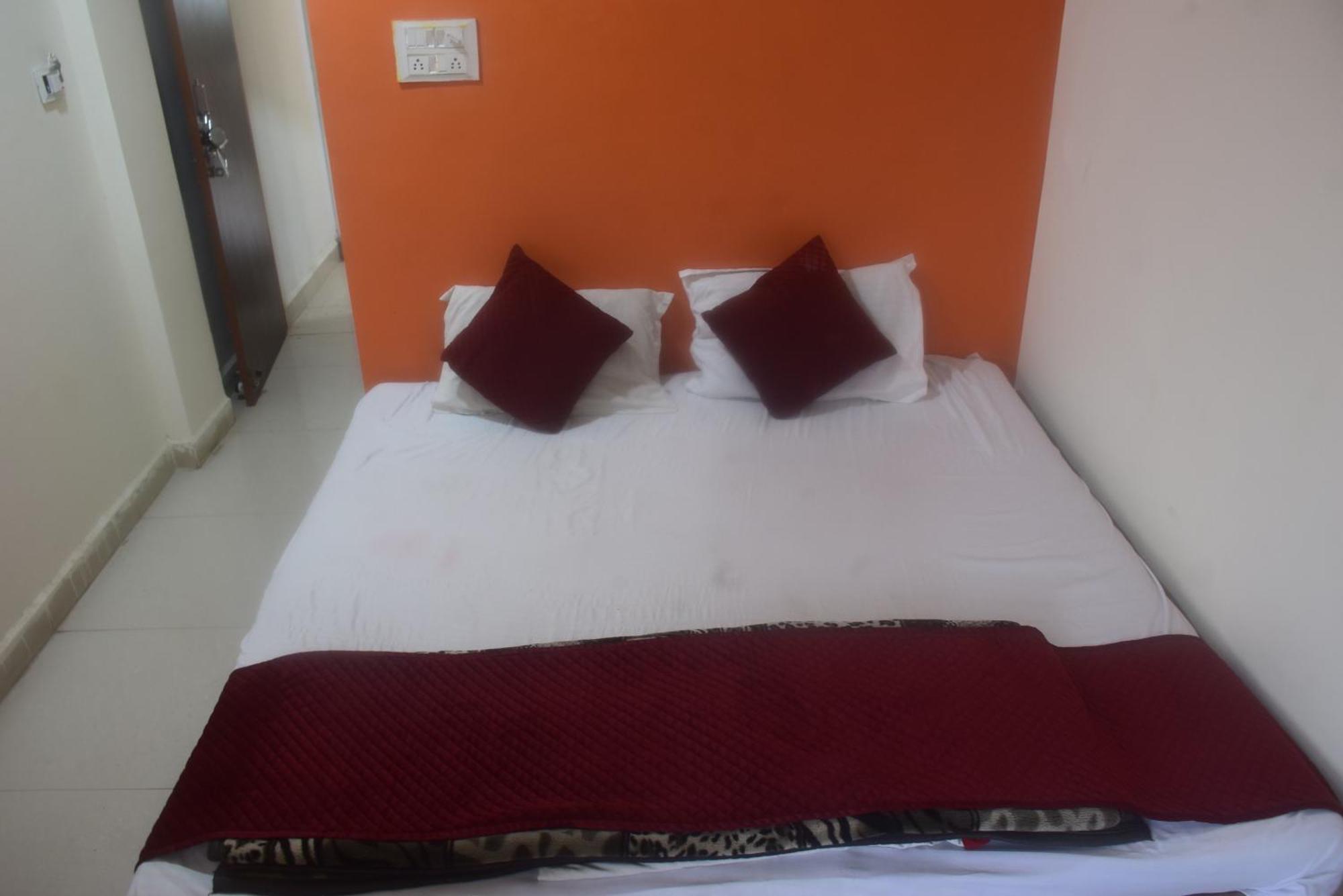 Hotel Thakur Ji Бхопал Екстер'єр фото