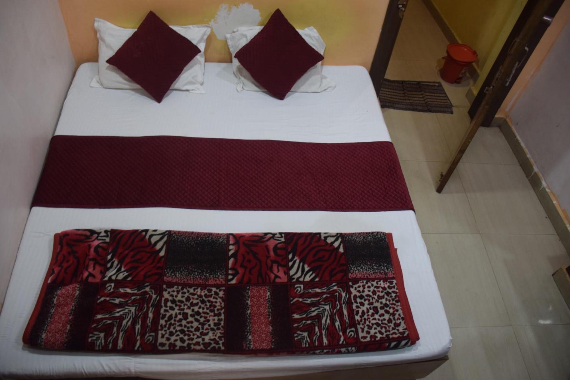 Hotel Thakur Ji Бхопал Екстер'єр фото