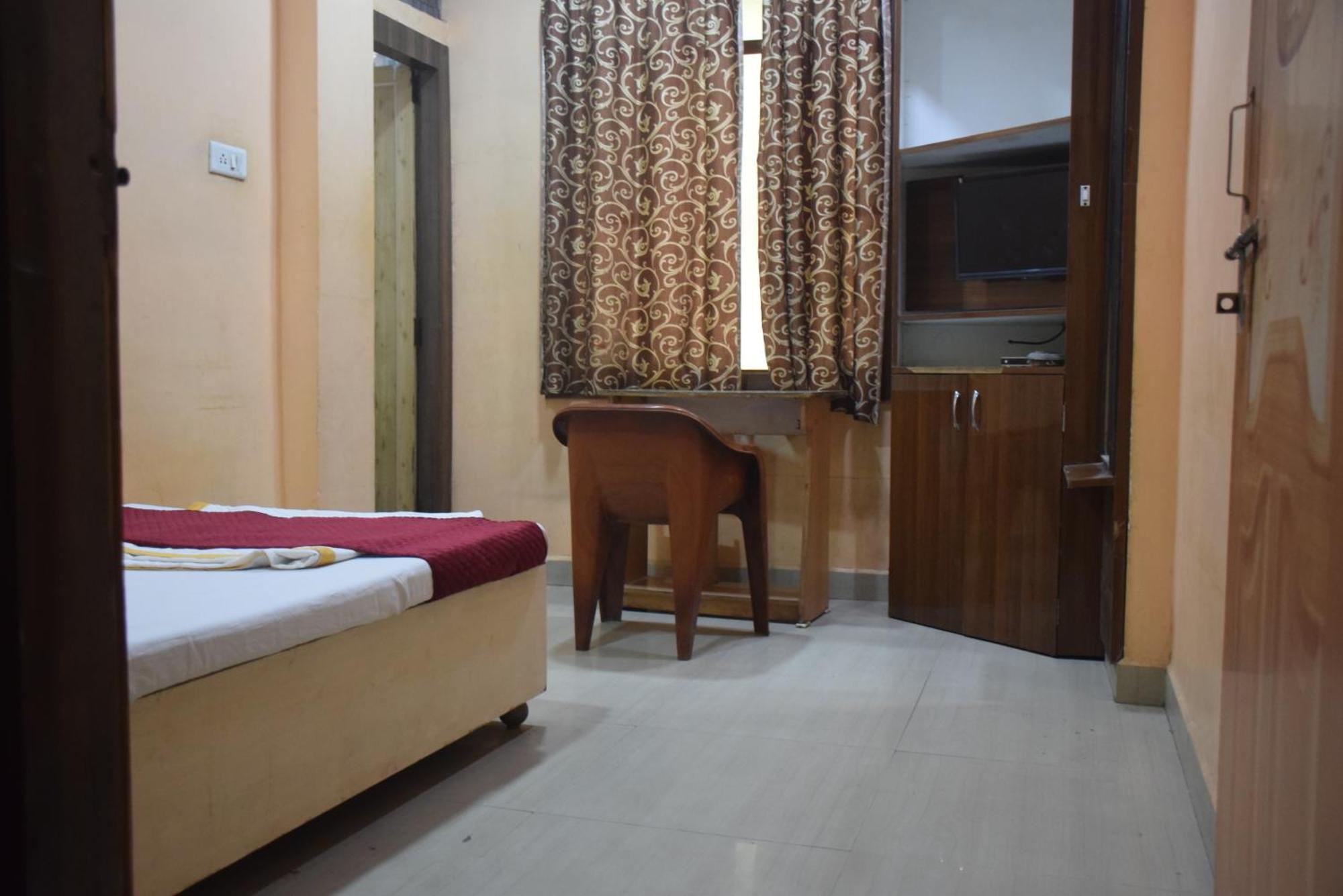 Hotel Thakur Ji Бхопал Екстер'єр фото