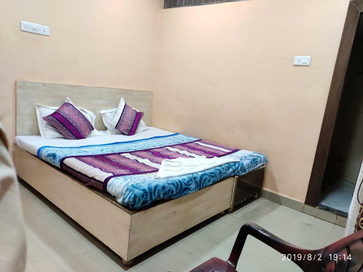 Hotel Thakur Ji Бхопал Екстер'єр фото